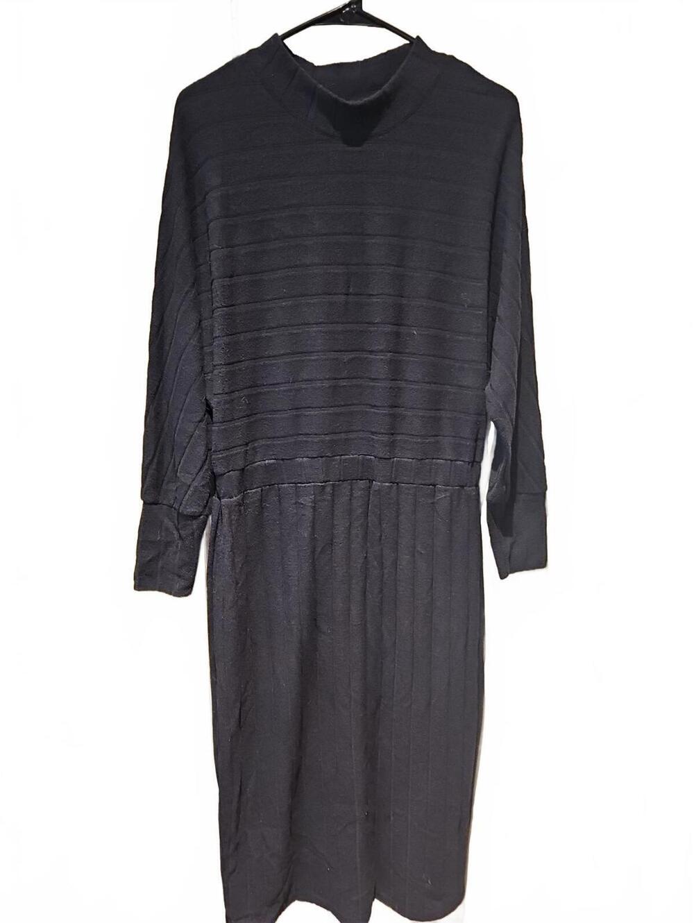 Liz Claiborne Black Mock Neck Long Sleeve Midi Sweater Dress Size Medium NWOT